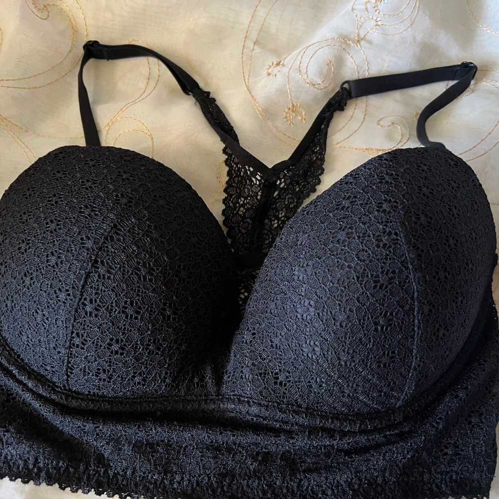 Victoria's Secret Black Push-Up Bra with Lace Detail